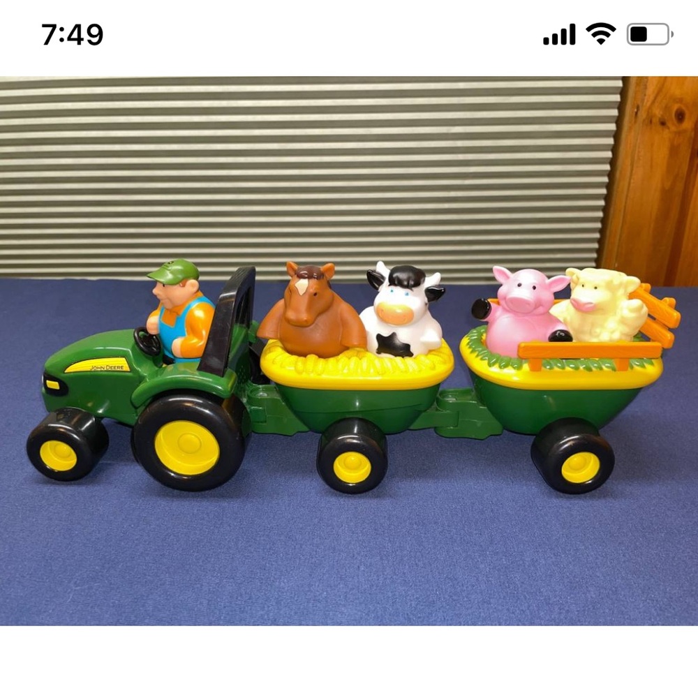 John Deere (Tomy) Animal Sounds Tractor/Hayride Set